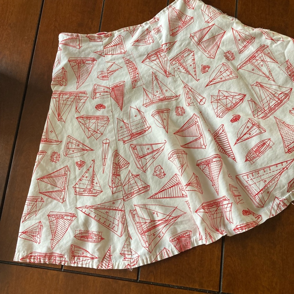 Sailboat skirt